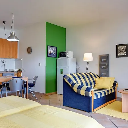 Ana Apartment *